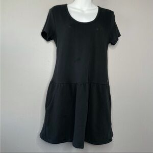 VICTORIA'S SECRET Black Scoop Neck Short Sleeve Dress
